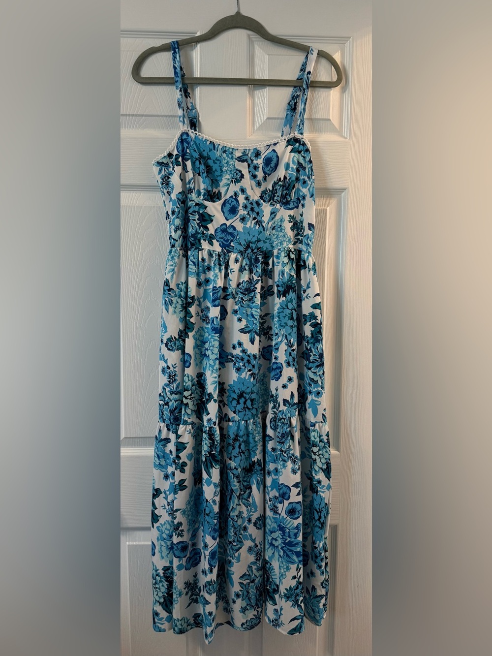 SHEIN White and Blue Floral Tiered Maxi Dress